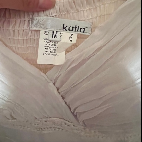 Gently worn cute white/beige dress size M. - Picture 3 of 3